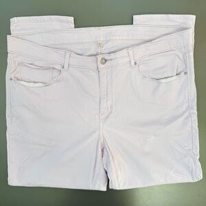 Levi’s Women's Light Pink Jeans - Size 18